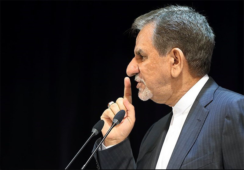 برخی نهادهای حکومتی به دلیل اختلاف سیاسی جلوی تولید کننده را می گیرند/صدا و سیما به جای حمله به یک گروه از مصرف کالای ایرانی حمایت کند برخی نهادهای حکومتی به دلیل اختلاف سیاسی جلوی تولید کننده را می گیرند/صدا و سیما به جای حمله به یک گروه از مصرف کالای ایرانی حمایت کند