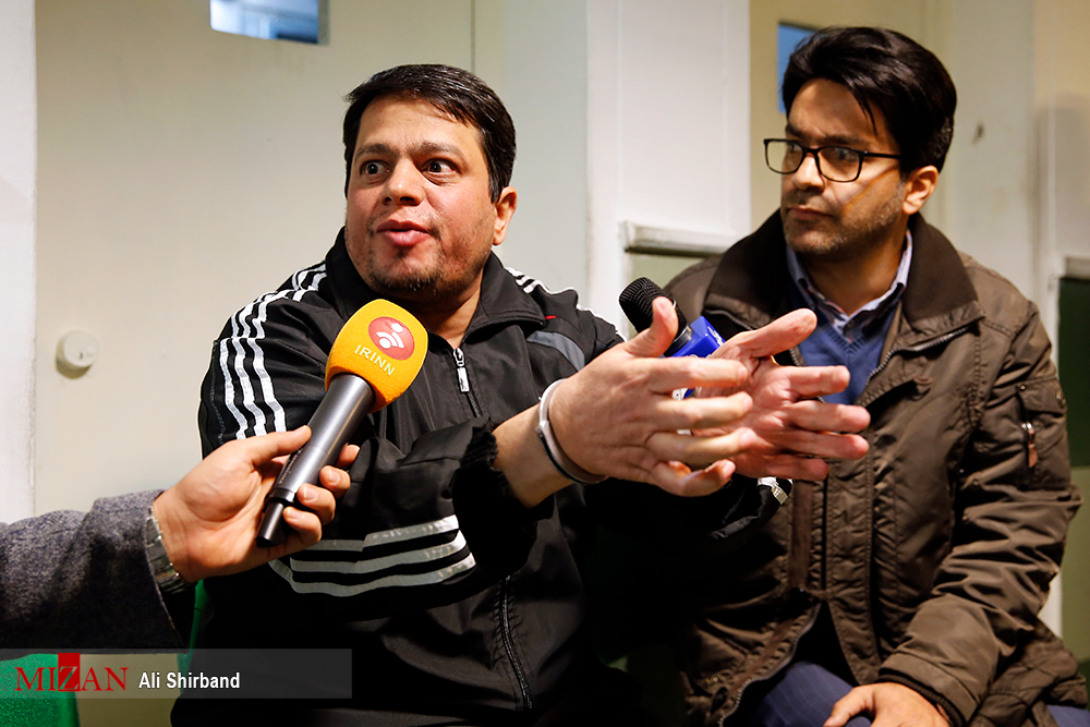 تصاویر لحظات قبل از اعدام باقری درمنی