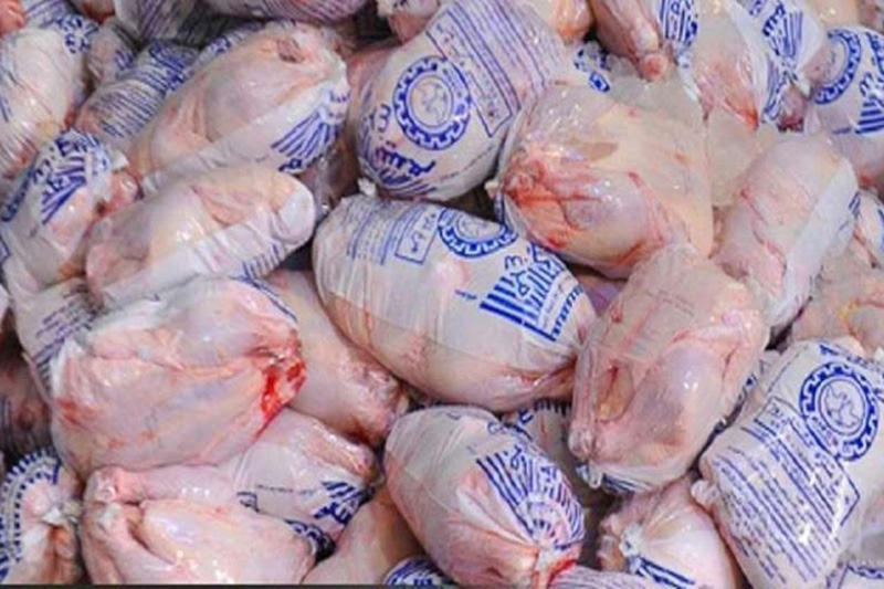 توزیع مرغ دولتی ۸۹۰۰ تومانی ادامه دارد