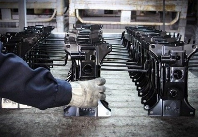 ۲۸۰ هزار کارگر قطعه ساز بیکار شدند ۲۸۰ هزار کارگر قطعه ساز بیکار شدند