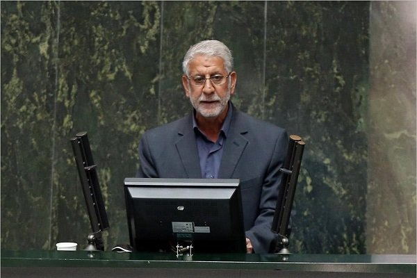 تنگه احد ایران، در حال تخلیه است تنگه احد ایران، در حال تخلیه است