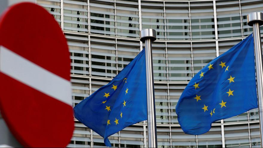 ماجرای تحریم‌های اتحادیه اروپا علیه وزارت اطلاعات چیست؟/ از شاپور بختیار تا محمدرضا کلاهی