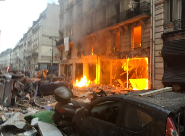 نشت گاز. انفجار مهیب در یک نانوایی در مرکز پاریس