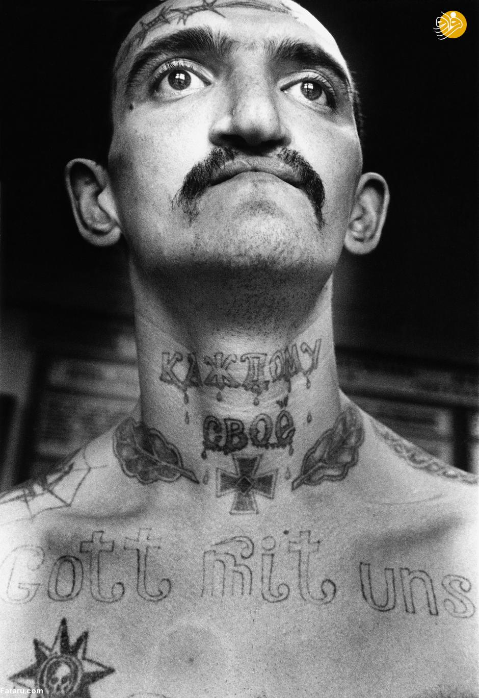 خالکوبی&zwnj;های عجیب روی بدن زندانیان در شوروی +تصاویر