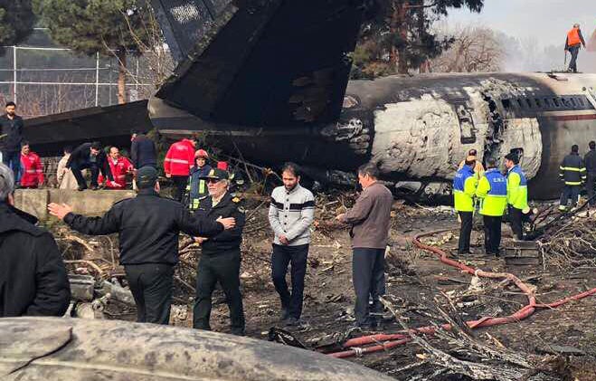 پیکر هفت تن از سرنشینان هواپیما پیدا شد