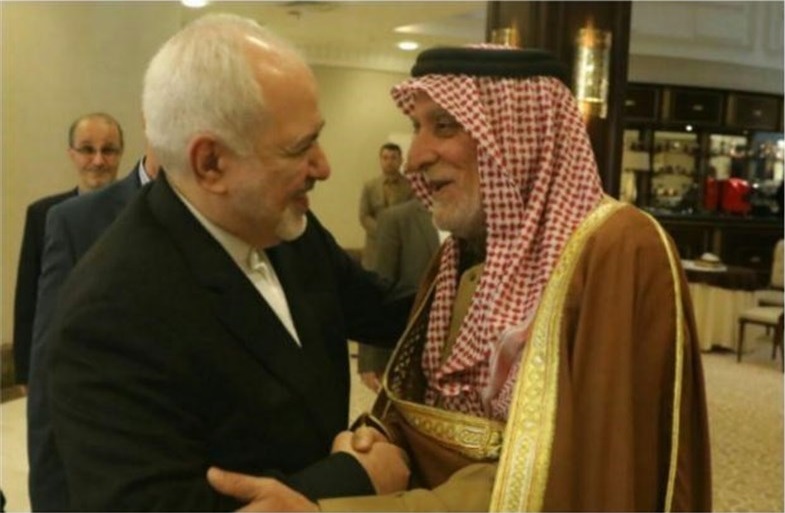 ظریف با اقلیتهای عراقی دیدار کرد ظریف با اقلیتهای عراقی دیدار کرد