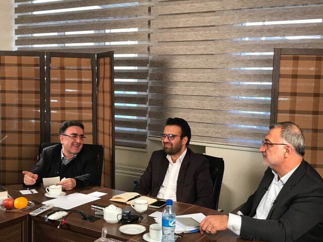 زاکانی: اصلاح طلبان دیکتاتور هستند/ تاجزاده: صحبت‌های زاکانی دروغ است