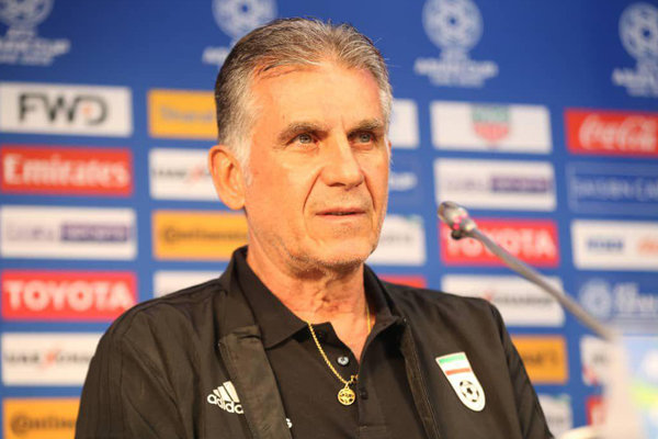 منتقدها مجانی برایم کار می‌کنند