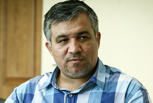 پارلمان ما در حد یک نظام دموکراتیک نیست پارلمان ما در حد یک نظام دموکراتیک نیست