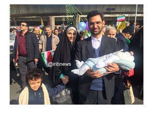 خطر هیلاریزه شدن در کمین برند آذری جهرمی است/ تاکید بر 