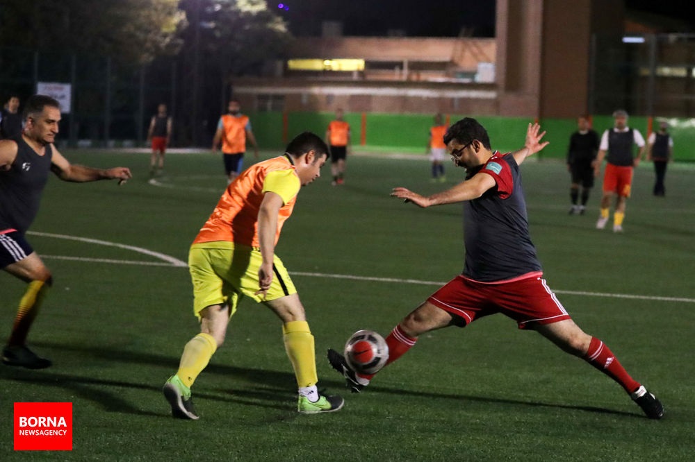 خطر هیلاریزه شدن در کمین برند آذری جهرمی است/ تاکید بر 