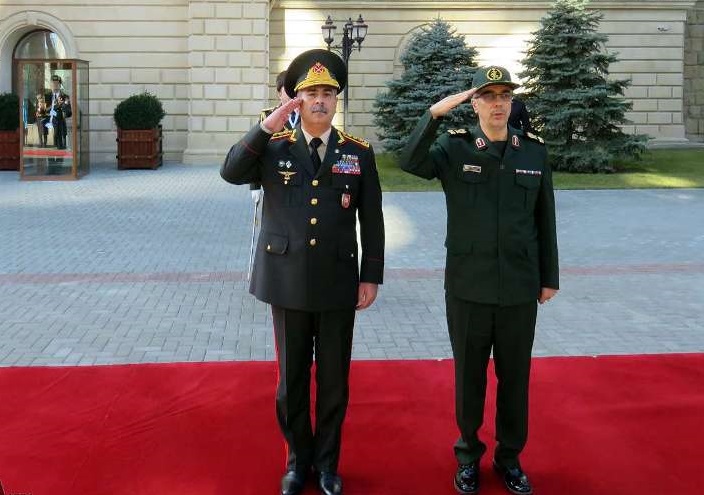 ارتقای روابط دفاعی و نظامی ایران و جمهوری آذربایجان/ تحرکبخشی به دیپلماسی دفاعی ارتقای روابط دفاعی و نظامی ایران و جمهوری آذربایجان/ تحرکبخشی به دیپلماسی دفاعی