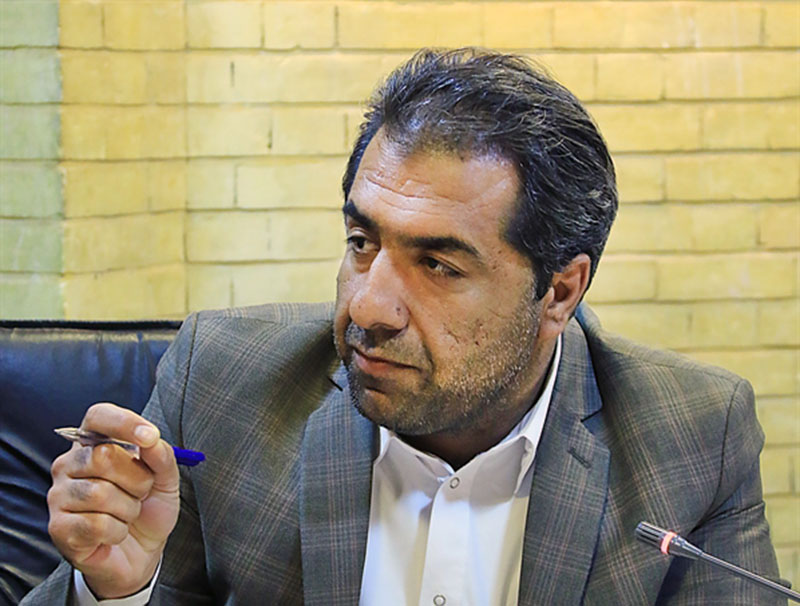 نماینده سراوان به علت حمله عصبی راهی بیمارستان شد