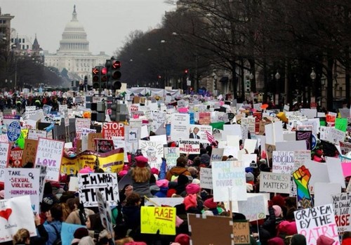 تظاهرات زنان در آمریکا علیه ترامپ +عکس
