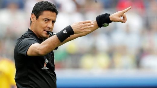 فغانی جزو ۱۰ داور برتر جهان در سال ۲۰۱۸ +عکس فغانی جزو ۱۰ داور برتر جهان در سال ۲۰۱۸ +عکس