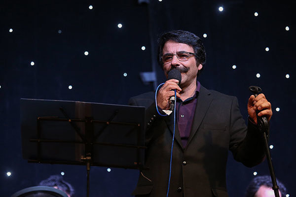 افتخاری: به خاطر مردم کمتر به تلویزیون می‌روم