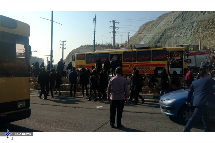 واژگونی اتوبوس حامل دانشجویان واحد علوم و تحقیقات+ فیلم