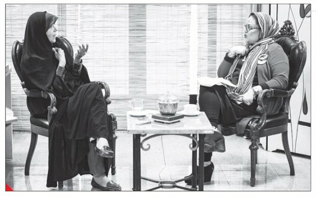 اگر زنی بگوید شوهرم مرا کتک می‌زند، می‌گویم تو هم بزن/ از بسیج دانشگاه آزاد گفتند دیگر نیا!