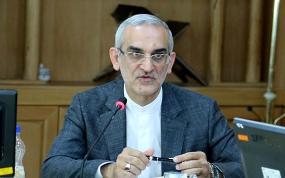 پورسیدآقایی: می‌گویند اگر طرح زوج و فرد راه‌ دررو داشت، متخلفین را رها کنید/ طرح پیشنهادی شهرداری خرج مردم را کمتر می‌کرد