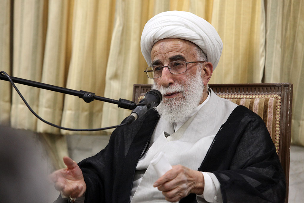 جوانان قدرت را بر دست گیرند/ فضای مجازی به نفع انقلاب مدیریت شود جوانان قدرت را بر دست گیرند/ فضای مجازی به نفع انقلاب مدیریت شود