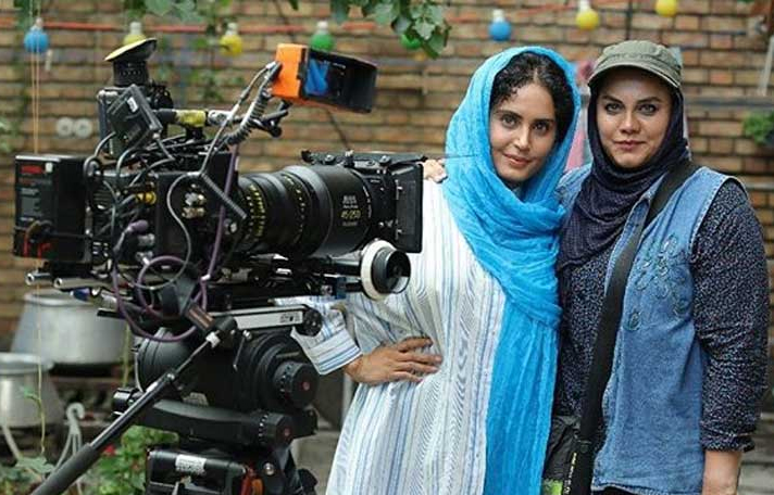 نقد شبی که ماه کامل شد