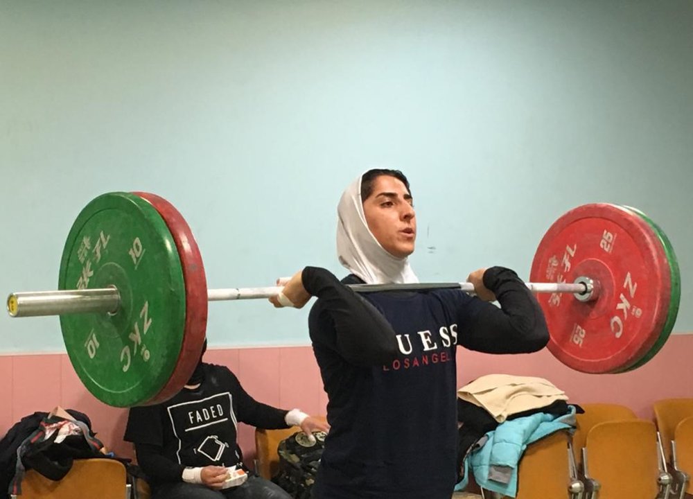 تصاویری از تمرین تیم ملی وزنه‌برداری بانوان ایران