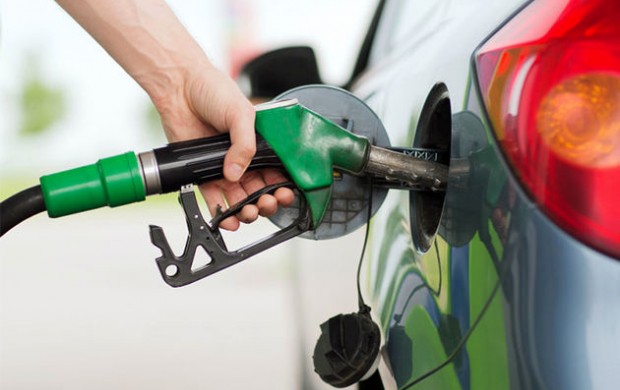 افزایش قیمت بنزین باعث التهاب بازار می‌شود