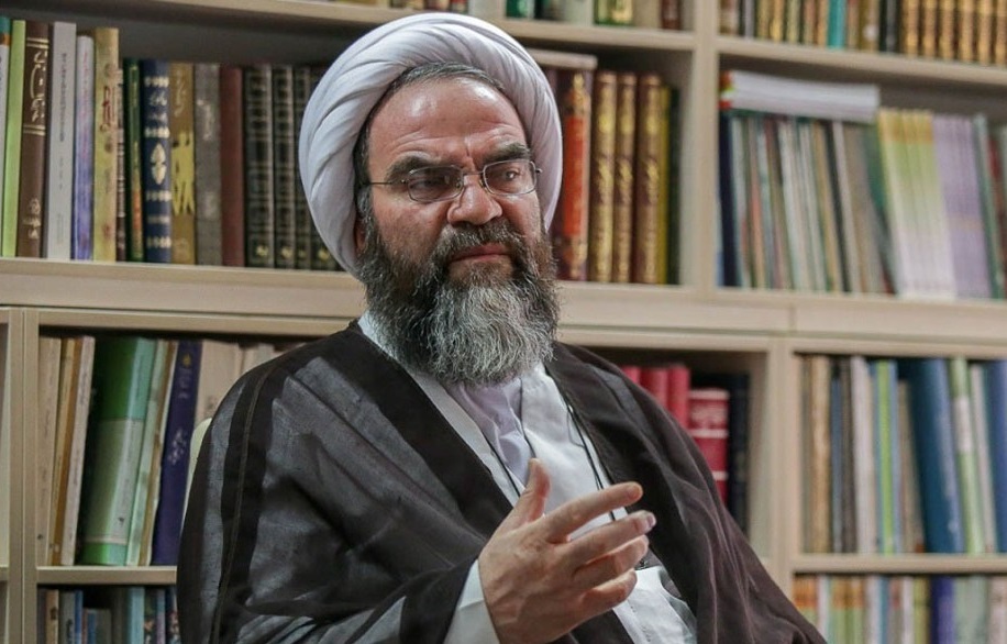 مسئولان به جای مچ گیری خدمت کنند