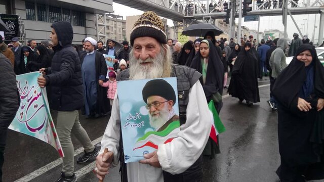 راهپیمایی ۲۲ بهمن ۹۷ با شعار افتخار به گذشته، امید به آینده