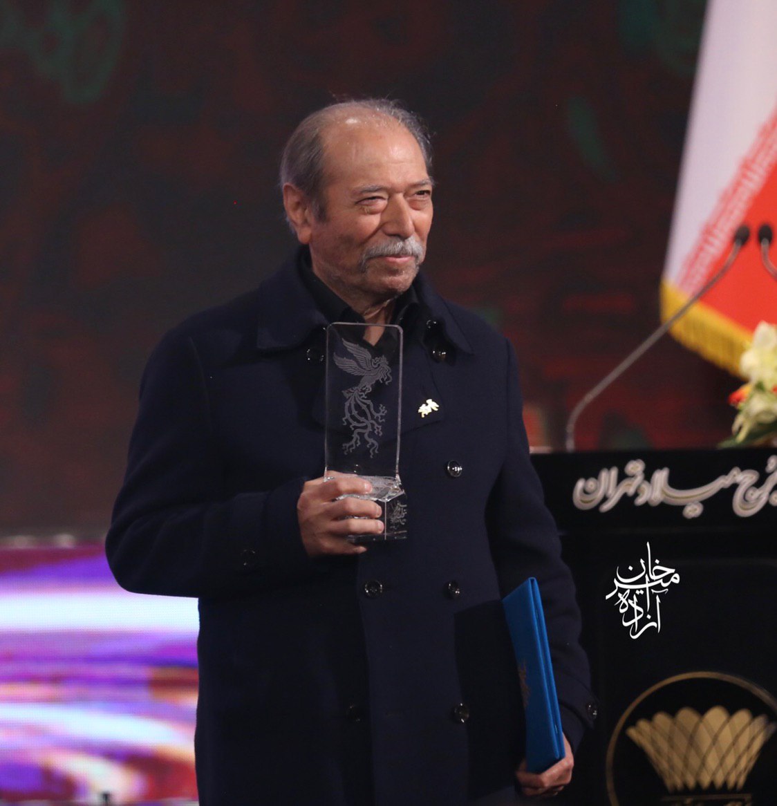 سیمرغ درجه دویی که «علی نصیریان» دریافت کرد! سیمرغ درجه دویی که «علی نصیریان» دریافت کرد!