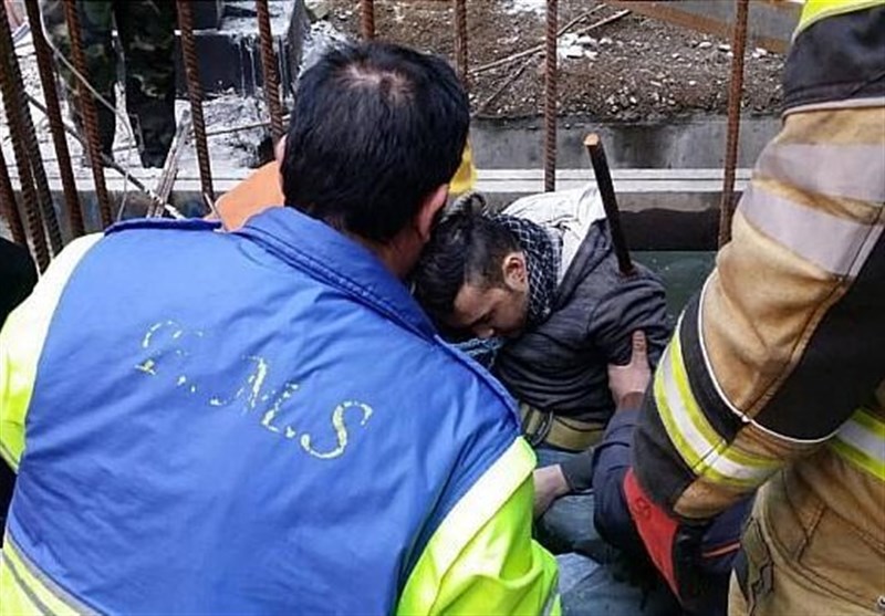 فرورفتن میلگرد در بدن کارگر جوان