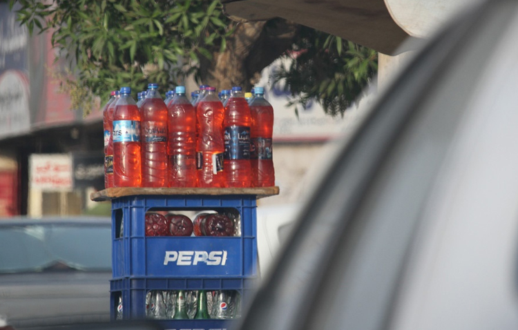 تخصیص یک لیتر بنزین به هر ایرانی قابل اجرا نیست/ ژست سیاسی پشت شعار‌های بنزینی