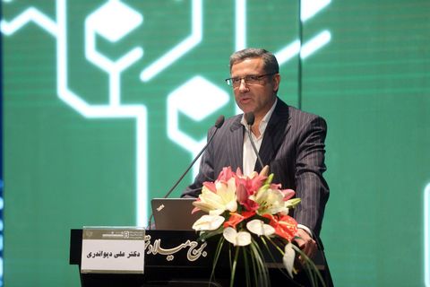 عملکرد نظام بانکی و اقتصاد جهانی بر اساس اعتماد است