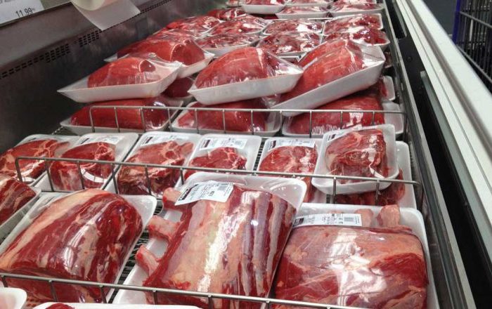 واردات گوشت مشکل گرانی را حل نمی‌کند/ با حذف یارانه پنهان به هر ایرانی ۳۰۰ هزار تومان ماهیانه می‌رسد