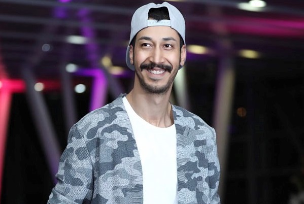 بازیگر «پایتخت»: با پول جایزه بازیگری موتور خریدم و پیک موتوری شدم!