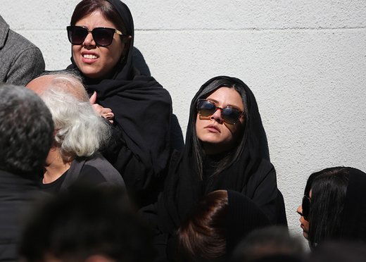 ماهور الوند در مراسم تشییع پیکر عمویش +عکس