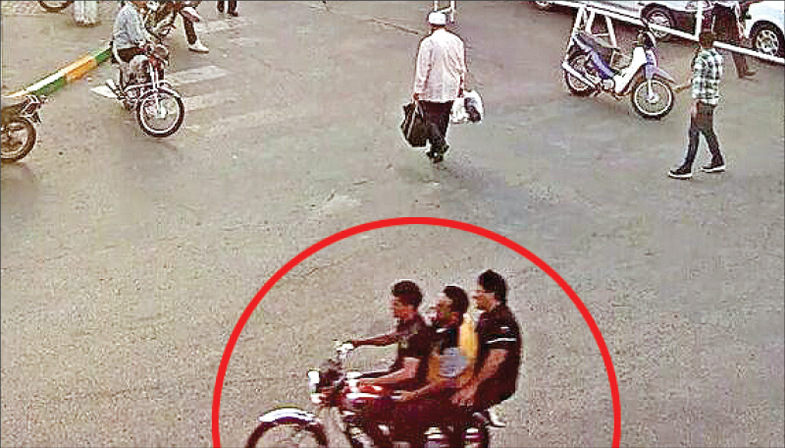 پلیس در جستوجوی عامل قتل طلبه مشهدی +تصاویر پلیس در جستوجوی عامل قتل طلبه مشهدی +تصاویر