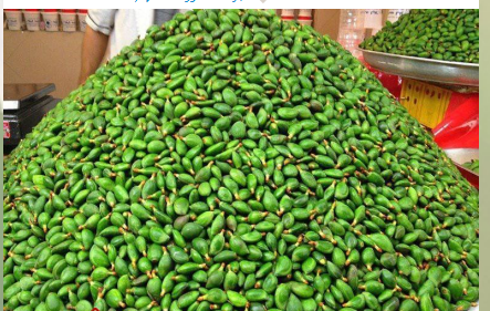 چاقاله بادوم کیلویی400 هزار تومان!