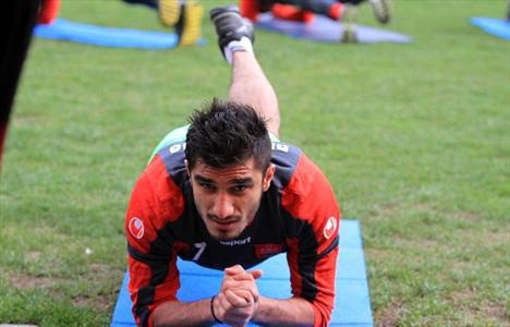 بازیکن سابق پرسپولیس در رویای لژیونر شدن بازیکن سابق پرسپولیس در رویای لژیونر شدن