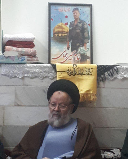 امنيت شيعيان ايران و جهان مرهون خون شهداي مدافع حرم است امنيت شيعيان ايران و جهان مرهون خون شهداي مدافع حرم است