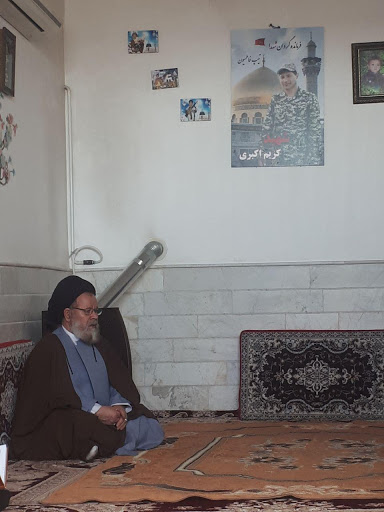 امنيت شيعيان ايران و جهان مرهون خون شهداي مدافع حرم است امنيت شيعيان ايران و جهان مرهون خون شهداي مدافع حرم است