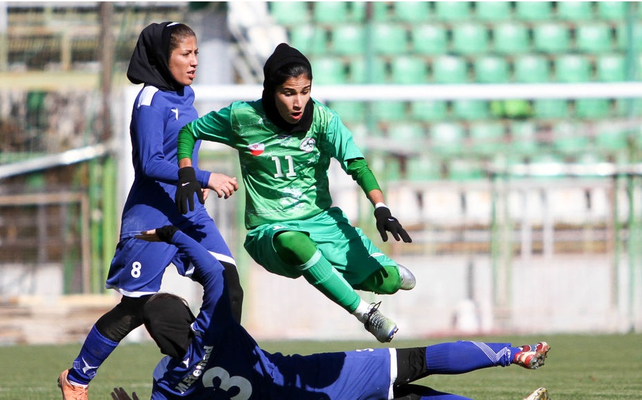 عجیب ولی واقعی/ تیمی که با ۹ بازیکن به زمین رفت!