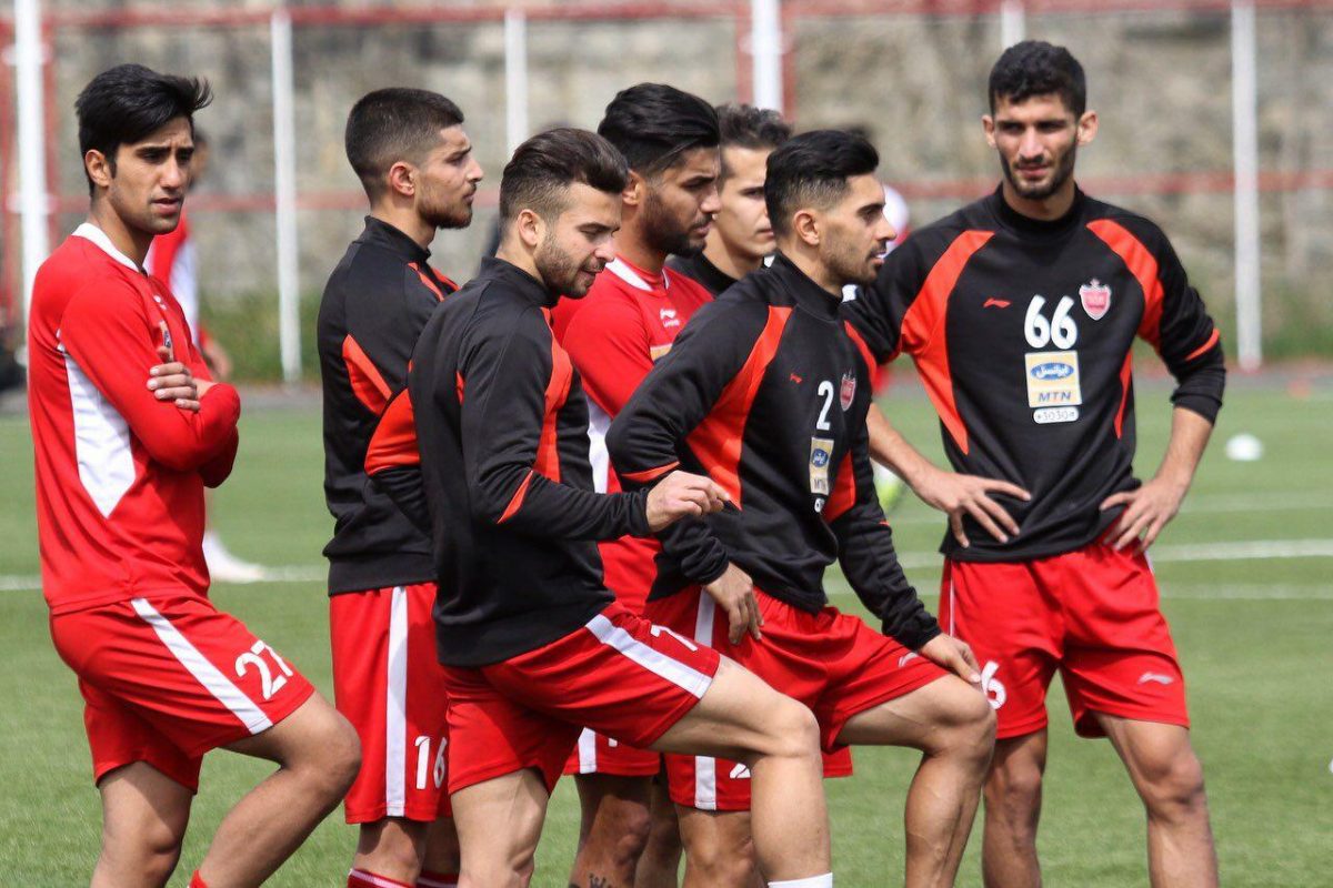 تکلیف ترکیب تیم فوتبال پرسپولیس مقابل سپیدرود مشخص شد