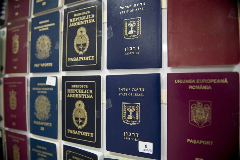 بازداشت ایرانی‌ها با پاسپورت جعلی اسرائیلی در فرودگاه‌های جهان +عکس