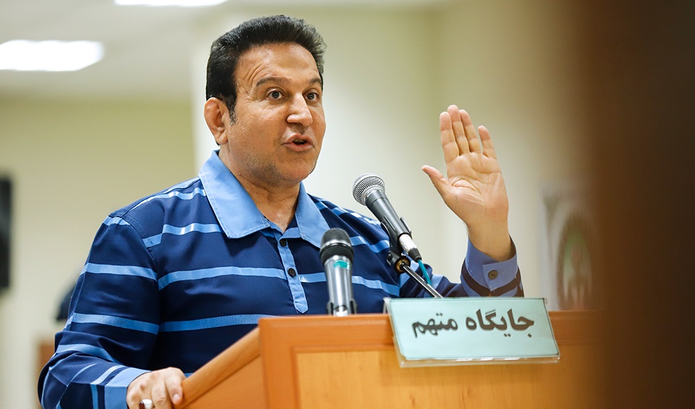 هدایتی: اخلالگر کسی است که منابع ارزی را به تاراج برد/ همه می‌توانند وام بگیرند، من هم گرفتم