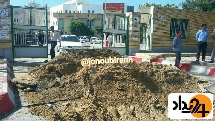 رقابت عجیب اداره برق و شهرداری بندرعباس +عکس