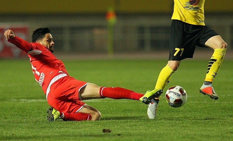 تساوی نفت مسجدسلیمان و پرسپولیس در بازی سردو بی‌روح/ صعود سرخپوشان به رده دوم جدول