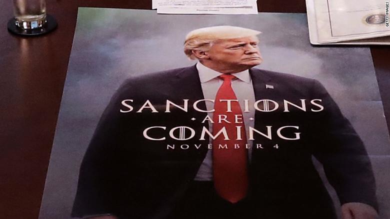 ایده&zwnj;های مسخره دولت آمریکا در جنگ توییتری علیه ایران/ از پوستر هالیودی سریال &laquo;تاج و تخت&raquo; تا پخت نان ایرانی به شکل موشک!