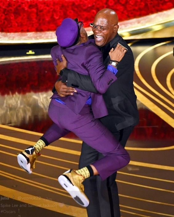 سوژه شدن حرکت خندهدار «اسپایک لی» پس از بردن اسکار! +عکس سوژه شدن حرکت خندهدار «اسپایک لی» پس از بردن اسکار! +عکس