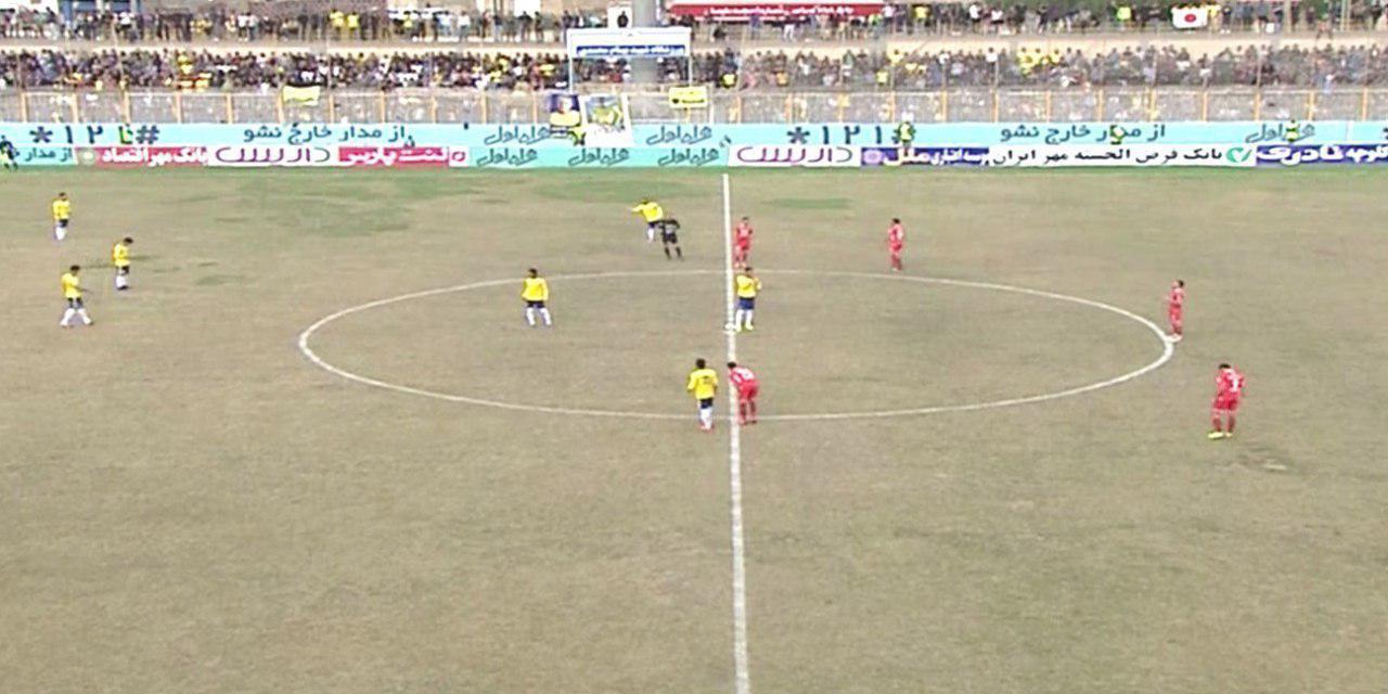 فوتبال ایران سیاه و سفید است! فوتبال ایران سیاه و سفید است!